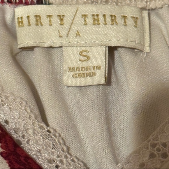 Chic Floral Mini Dress in Cream and Red - Picture 5 of 5